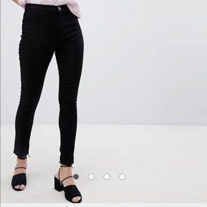 ASOS Pretty Little Thing black skinny jeans NWT